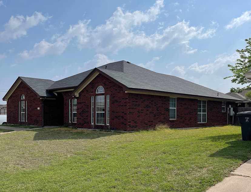 Award-Winning Service's image